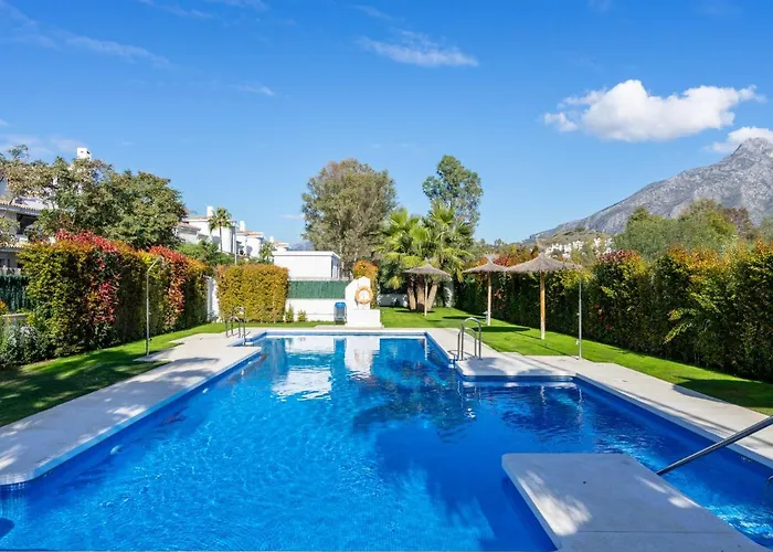 Naranjos Singles By Interhome * Marbella